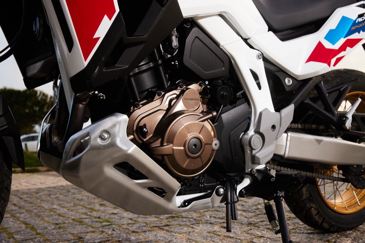 Honda Africa Twin Adventure Sports 2024: la prova su strada +VIDEO+